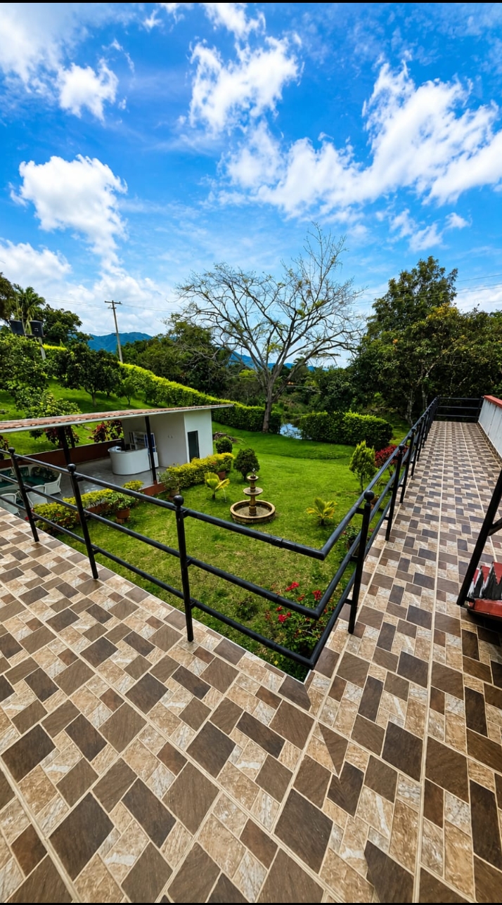 WhatsApp Image 2026 06 18 at 3.59.50 PM Finca Raiz Colombia