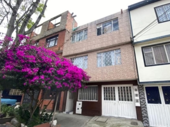 WhatsApp Image 2026 09 07 at 6.01.47 PM Finca Raiz Colombia