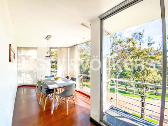 Arriendo Virrey comedor estudio Finca Raiz Colombia