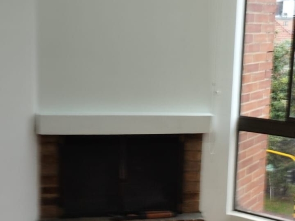 SALA COMEDOR CON CHIMENEA Finca Raiz Colombia